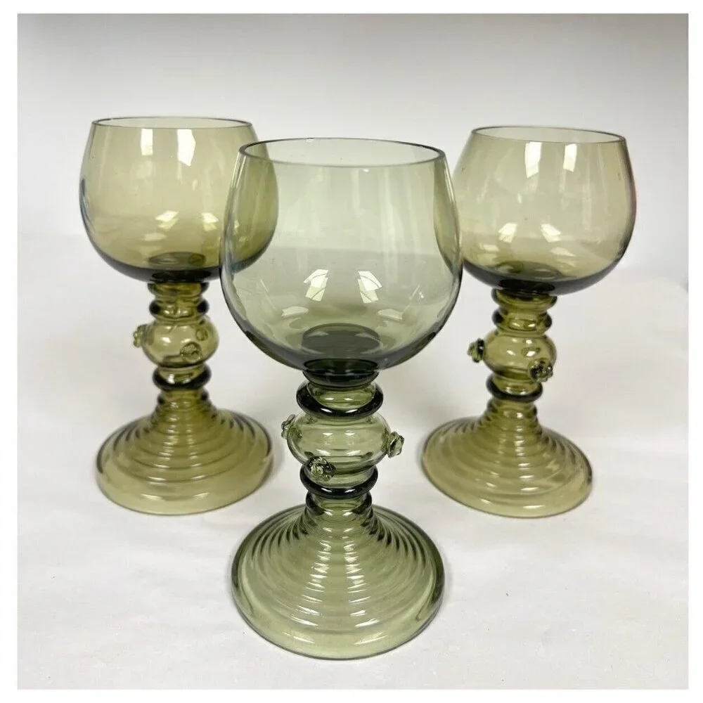 Theresienthal in Bavaria, glass pattern 544. Green Victorian vine glasses set 3